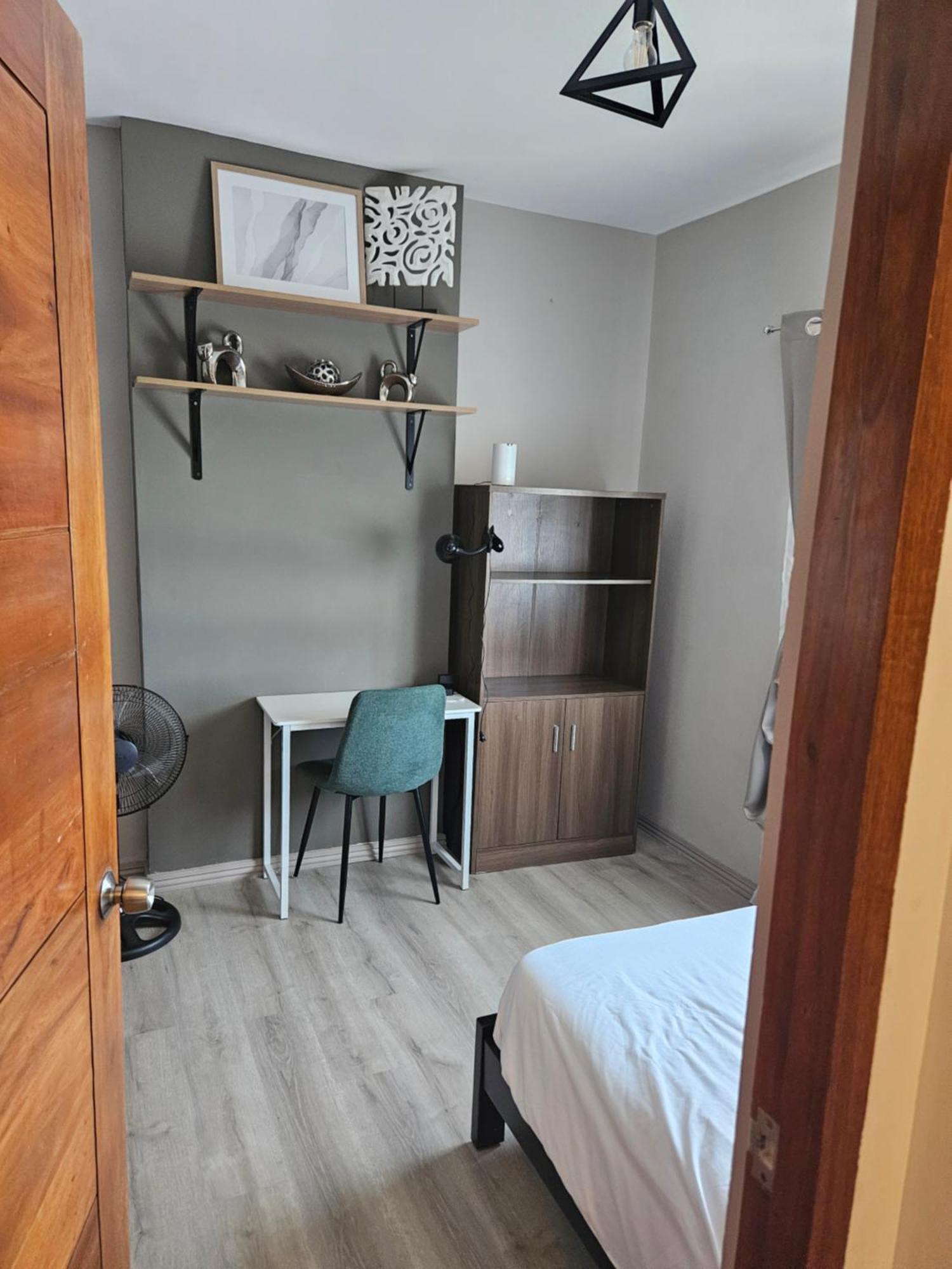 2-Bedroom Boutique City Condo - Newly Renovated! Cebu Exterior photo