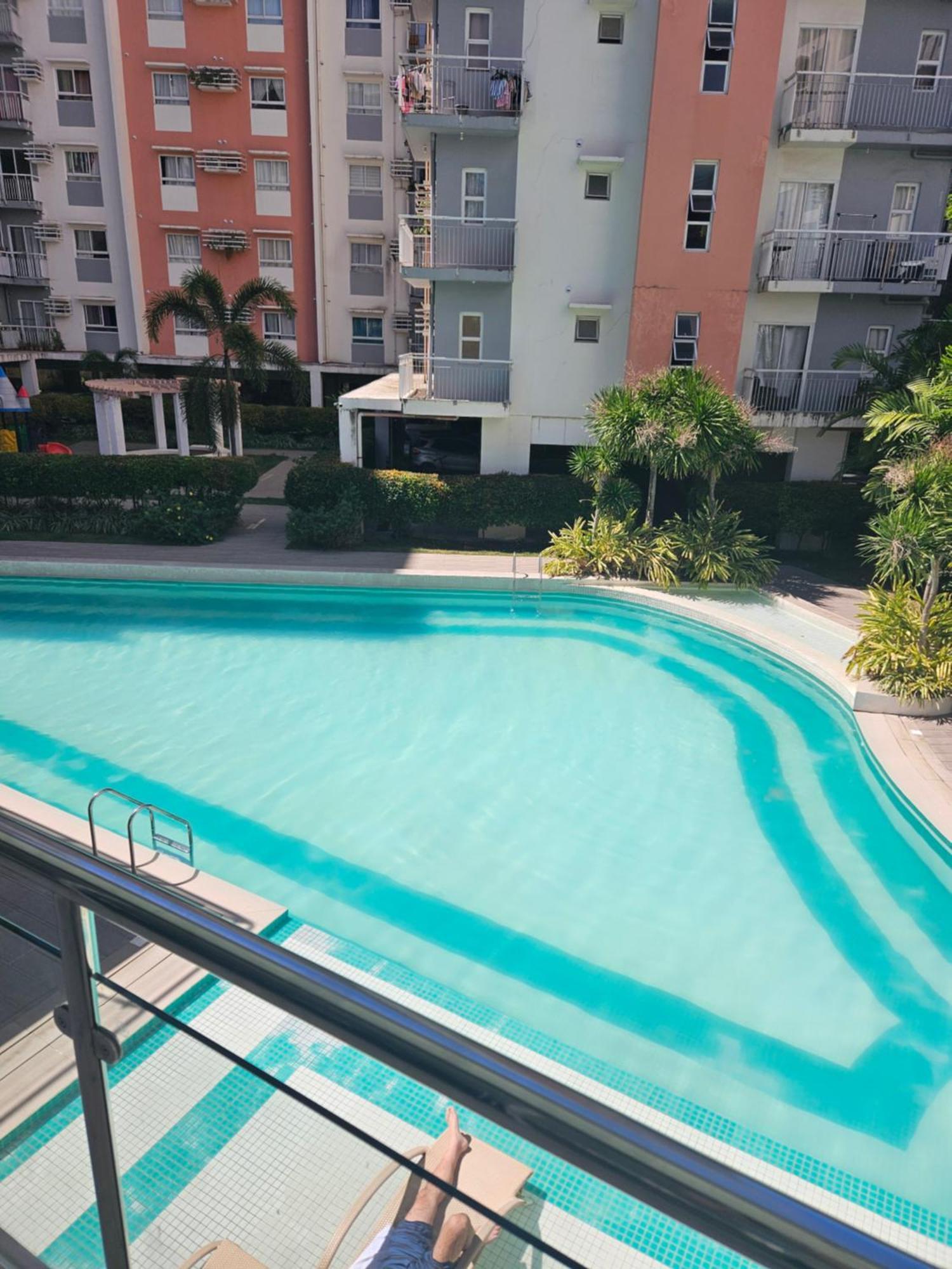 2-Bedroom Boutique City Condo - Newly Renovated! Cebu Exterior photo